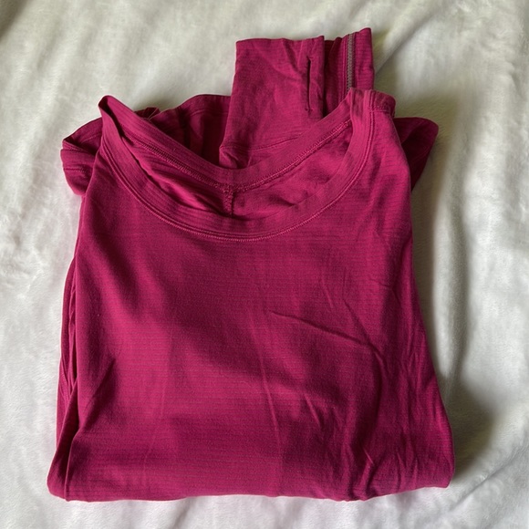 Lululemon long sleeve shirt. - Picture 5 of 6
